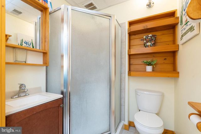 82 SABRINA LN, Hedgesville, WV 25427