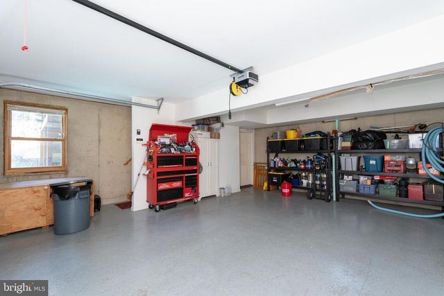 82 SABRINA LN, Hedgesville, WV 25427