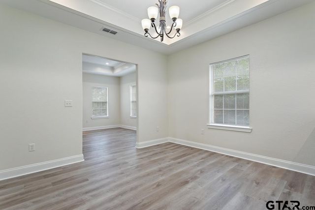 1704 E Houston St, Tyler, TX 75702