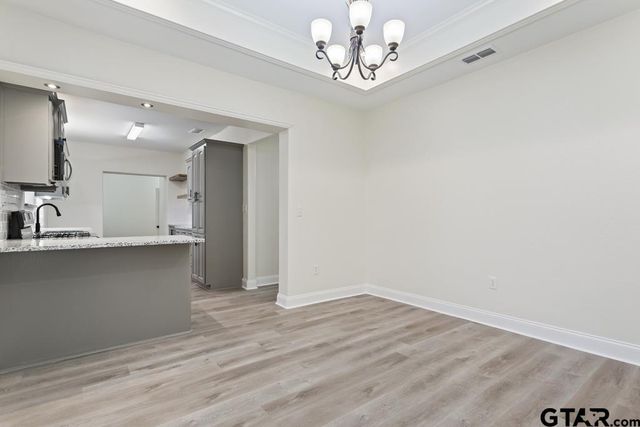 1704 E Houston St, Tyler, TX 75702