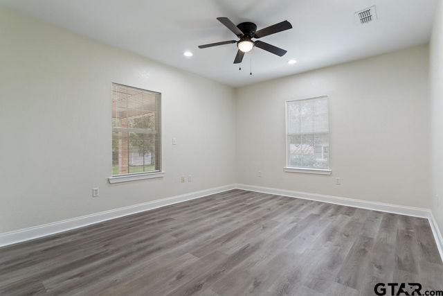 1704 E Houston St, Tyler, TX 75702