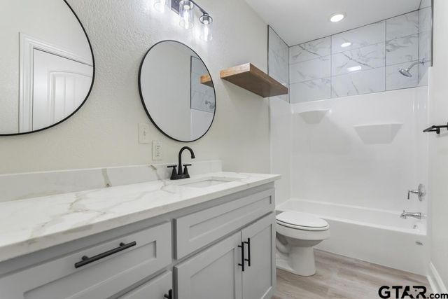 1704 E Houston St, Tyler, TX 75702