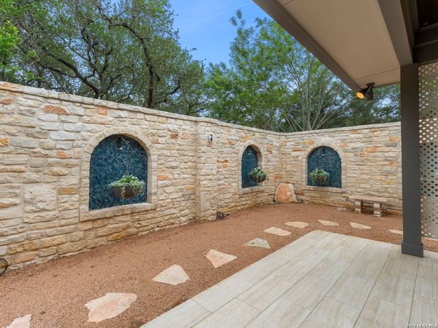 8 Winged Foot, Boerne, TX 78006