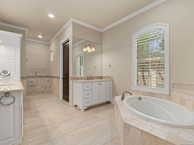 8 Winged Foot, Boerne, TX 78006