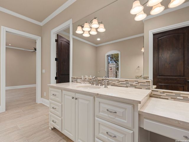 8 Winged Foot, Boerne, TX 78006