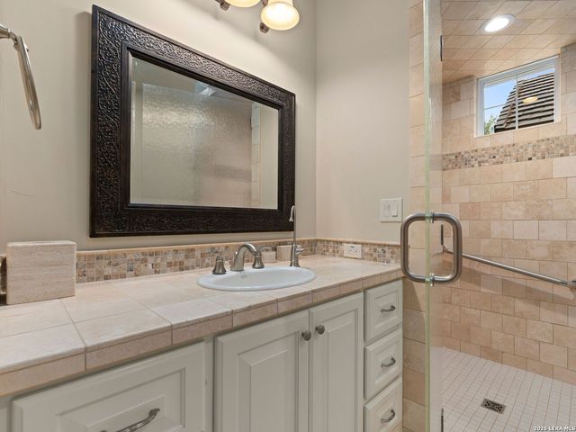 8 Winged Foot, Boerne, TX 78006