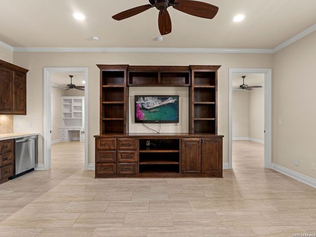 8 Winged Foot, Boerne, TX 78006
