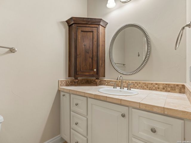 8 Winged Foot, Boerne, TX 78006