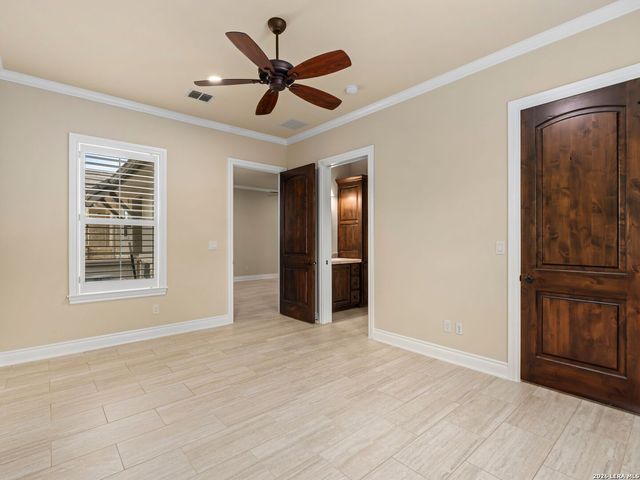 8 Winged Foot, Boerne, TX 78006
