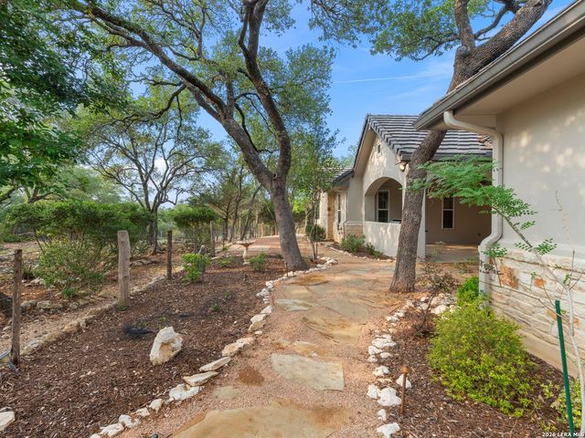 8 Winged Foot, Boerne, TX 78006