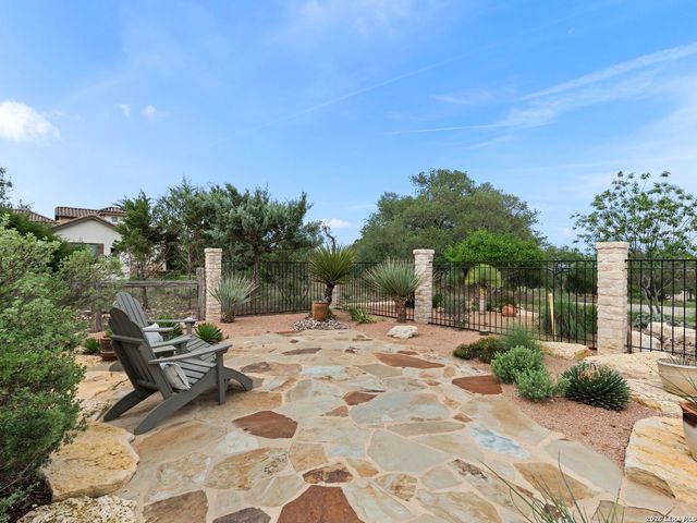 8 Winged Foot, Boerne, TX 78006