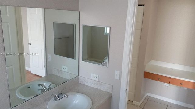 1212 Belmont Ln 1212, North Lauderdale, FL 33068