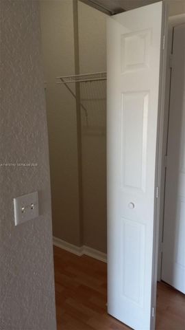 1212 Belmont Ln 1212, North Lauderdale, FL 33068