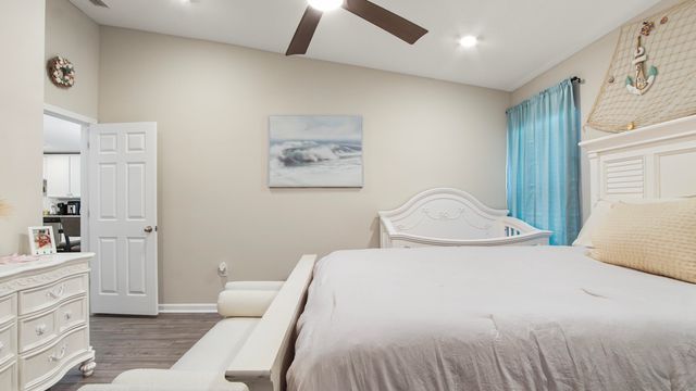 699 Riverwalk Circle, Freeport, FL 32439