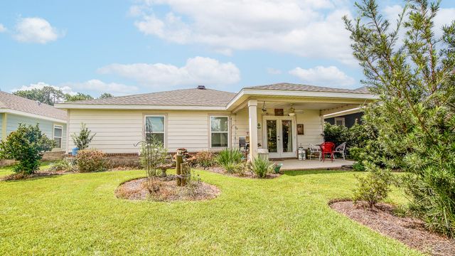 699 Riverwalk Circle, Freeport, FL 32439