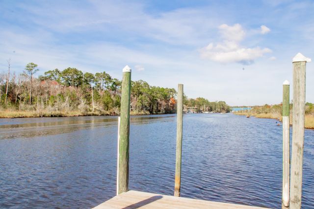 699 Riverwalk Circle, Freeport, FL 32439