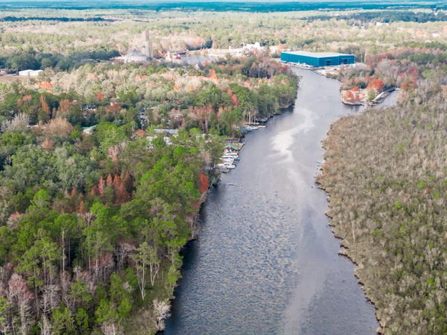 699 Riverwalk Circle, Freeport, FL 32439