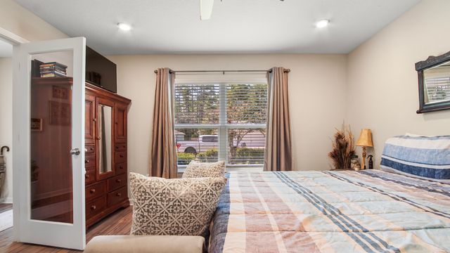 699 Riverwalk Circle, Freeport, FL 32439