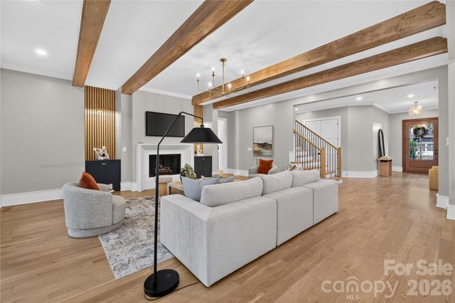 632 Ideal Way, Charlotte, NC 28203