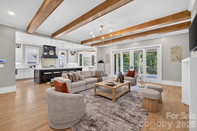632 Ideal Way, Charlotte, NC 28203
