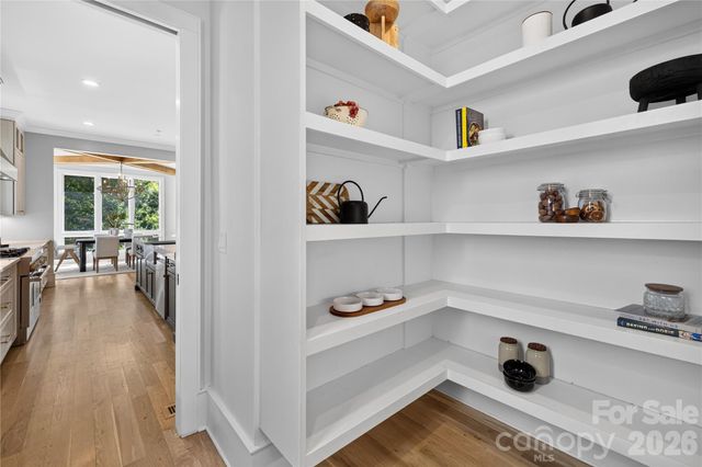 632 Ideal Way, Charlotte, NC 28203