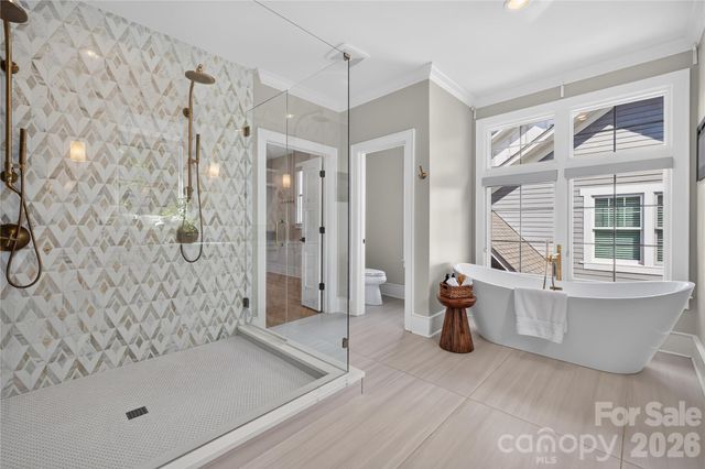 632 Ideal Way, Charlotte, NC 28203