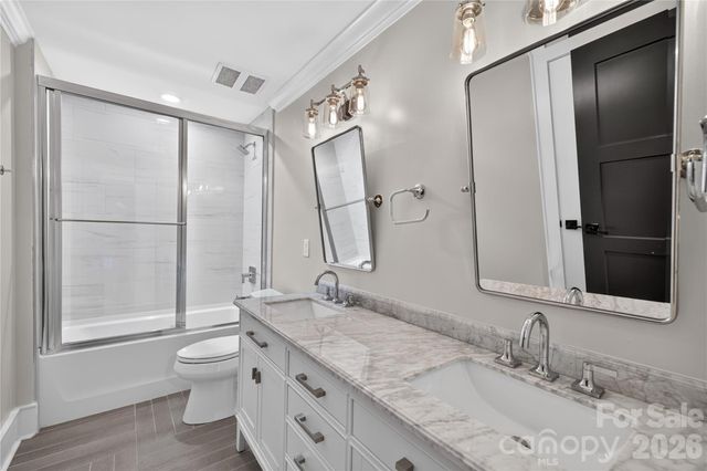 632 Ideal Way, Charlotte, NC 28203