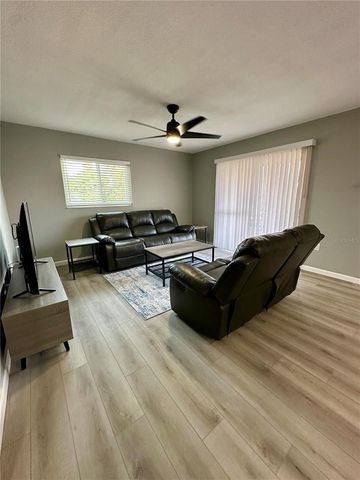 460 E BASE AVENUE 129, Venice, FL 34285