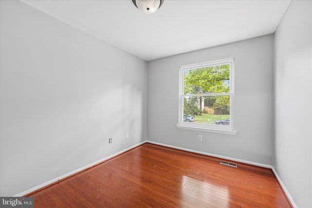 507 ALABAMA DR, Herndon, VA 20170