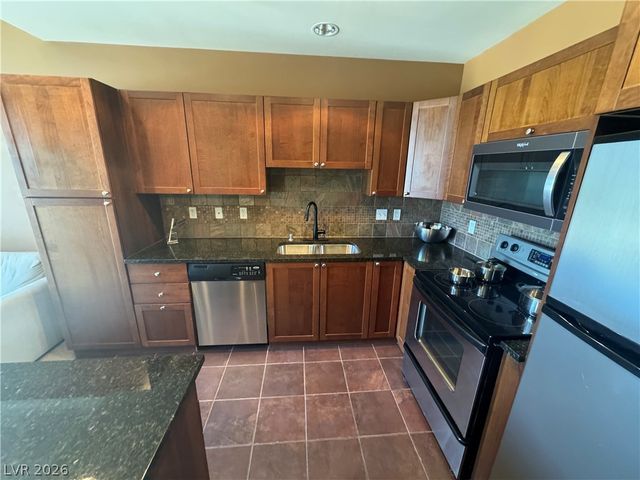 2455 West Serene Avenue 609, Las Vegas, NV 89123