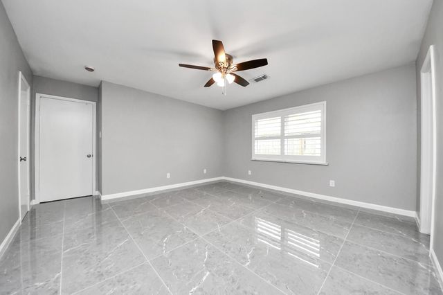 8007 Rowan Lane, Houston, TX 77036