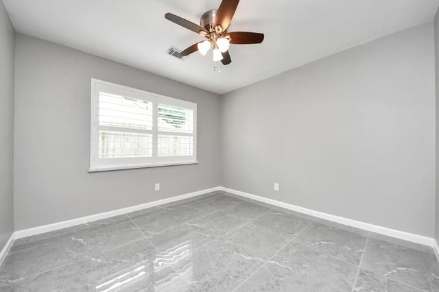 8007 Rowan Lane, Houston, TX 77036