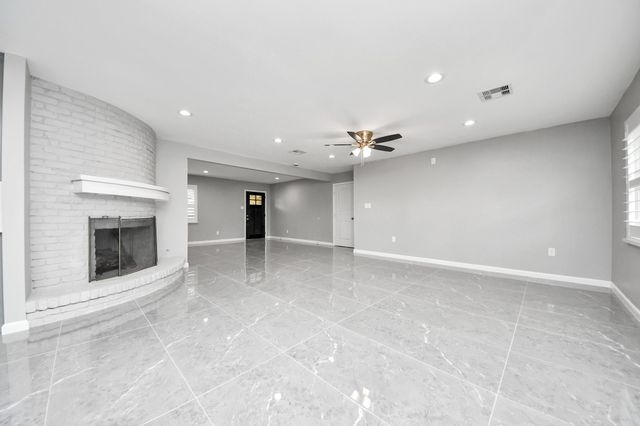 8007 Rowan Lane, Houston, TX 77036