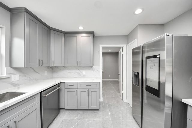 8007 Rowan Lane, Houston, TX 77036