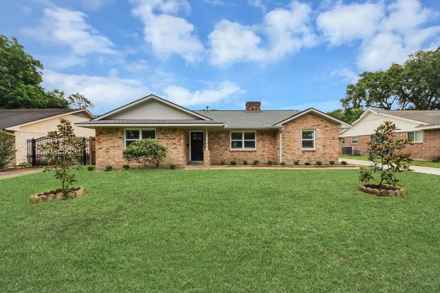 8007 Rowan Lane, Houston, TX 77036