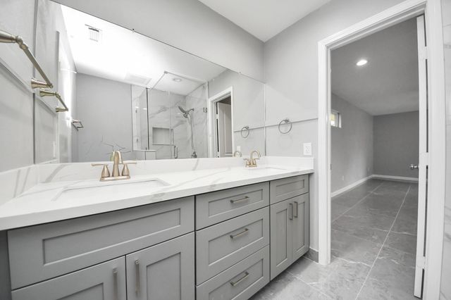8007 Rowan Lane, Houston, TX 77036