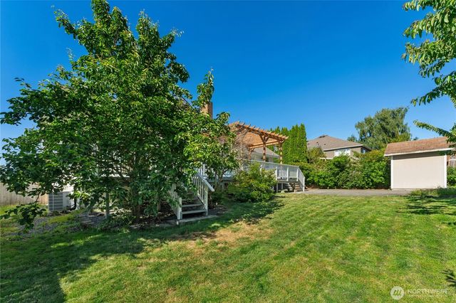 1203 N 36th Street, Renton, WA 98056