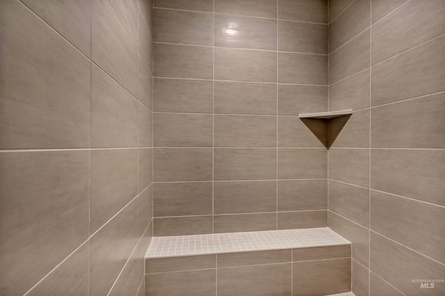 7698 N Ferris Ave, Boise, ID 83714