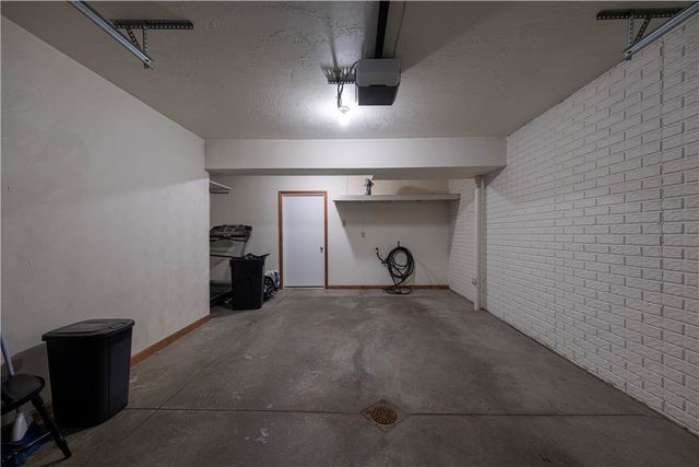 531 Reed Court, Jeannette, PA 15644