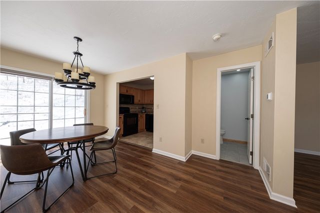 531 Reed Court, Jeannette, PA 15644