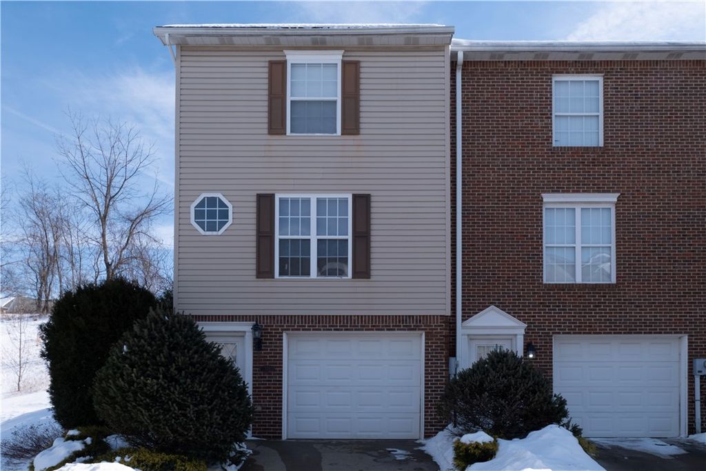 531 Reed Court, Jeannette, PA 15644