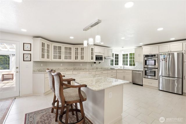3912 Brigadoon Drive SE, Olympia, WA 98501