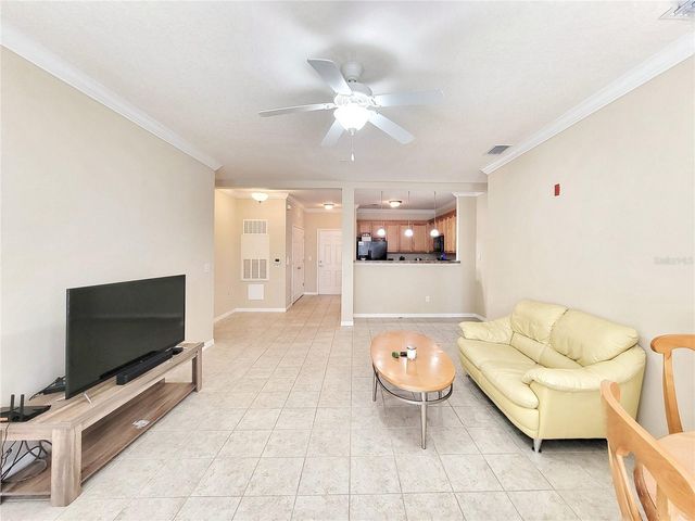 1185 SW 9TH ROAD 306, Gainesville, FL 32601