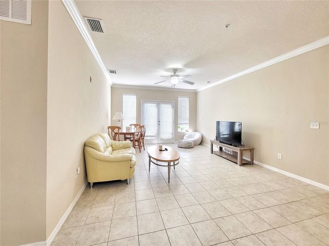 1185 SW 9TH ROAD 306, Gainesville, FL 32601