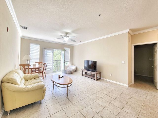 1185 SW 9TH ROAD 306, Gainesville, FL 32601