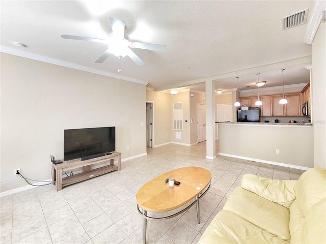 1185 SW 9TH ROAD 306, Gainesville, FL 32601