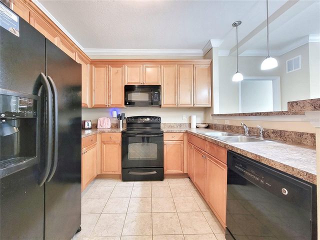 1185 SW 9TH ROAD 306, Gainesville, FL 32601