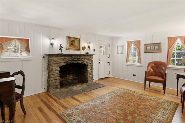 4285 Shattalon Drive, Winston-salem, NC 27106