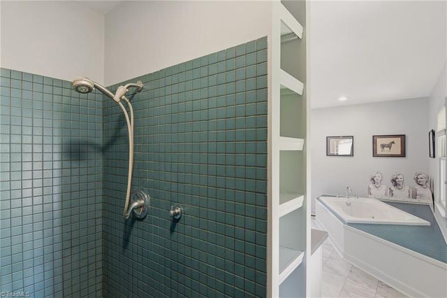 4285 Shattalon Drive, Winston-salem, NC 27106