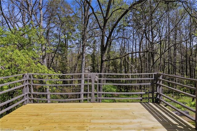 4285 Shattalon Drive, Winston-salem, NC 27106